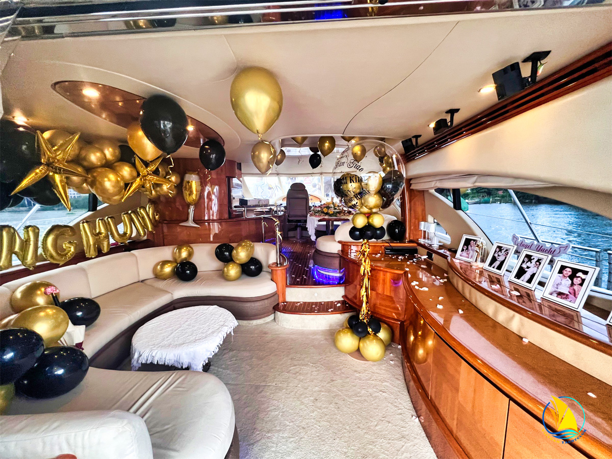 Cho-thue-du-thuyen-azimut-62-