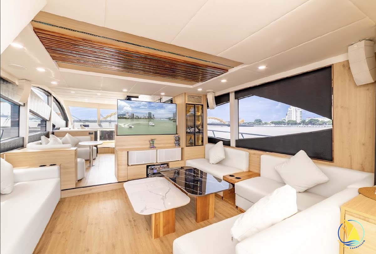 Cho-thue-du-thuyen-da-nang-20-khach-4-phong-ngu-cao-cap-trai-nghiem-thuong-luu