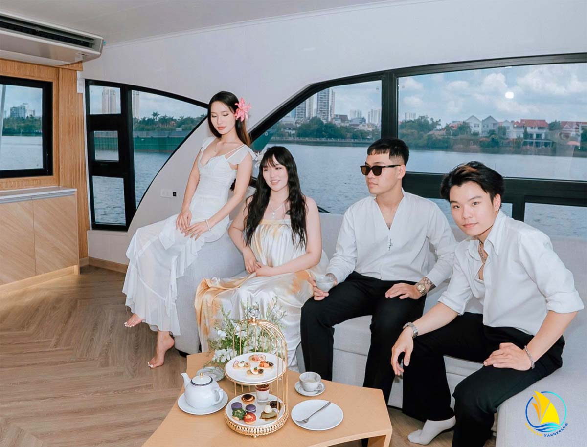 nha-thuyen-du-lich-16-khach-khong-gian-nghi-duong-rieng-tu-giua-dong-song