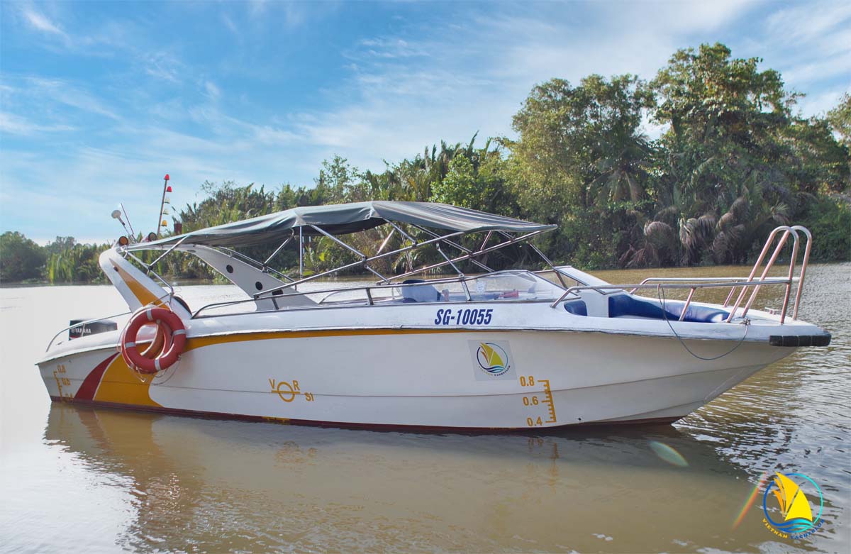 Trai-nghiem-dao-song-sai-gon-bang-cano-doi-mood-sieu-toc-chill-dung-dieu