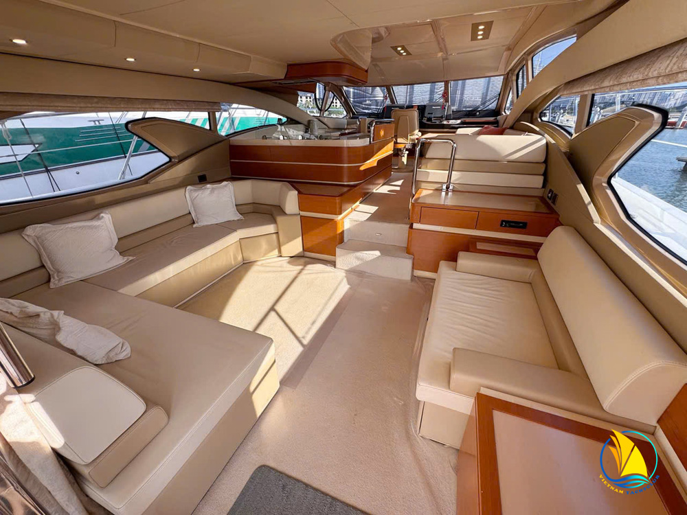 du-thuyen-azimut-60-feet