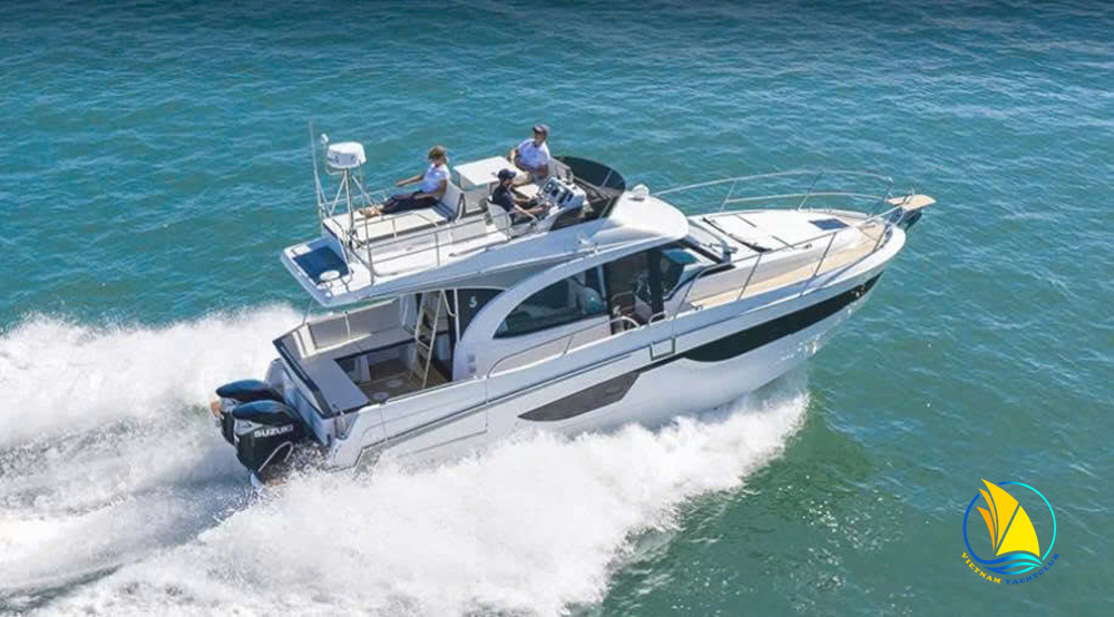 du-thuyen-beneteau-antares-11-fly