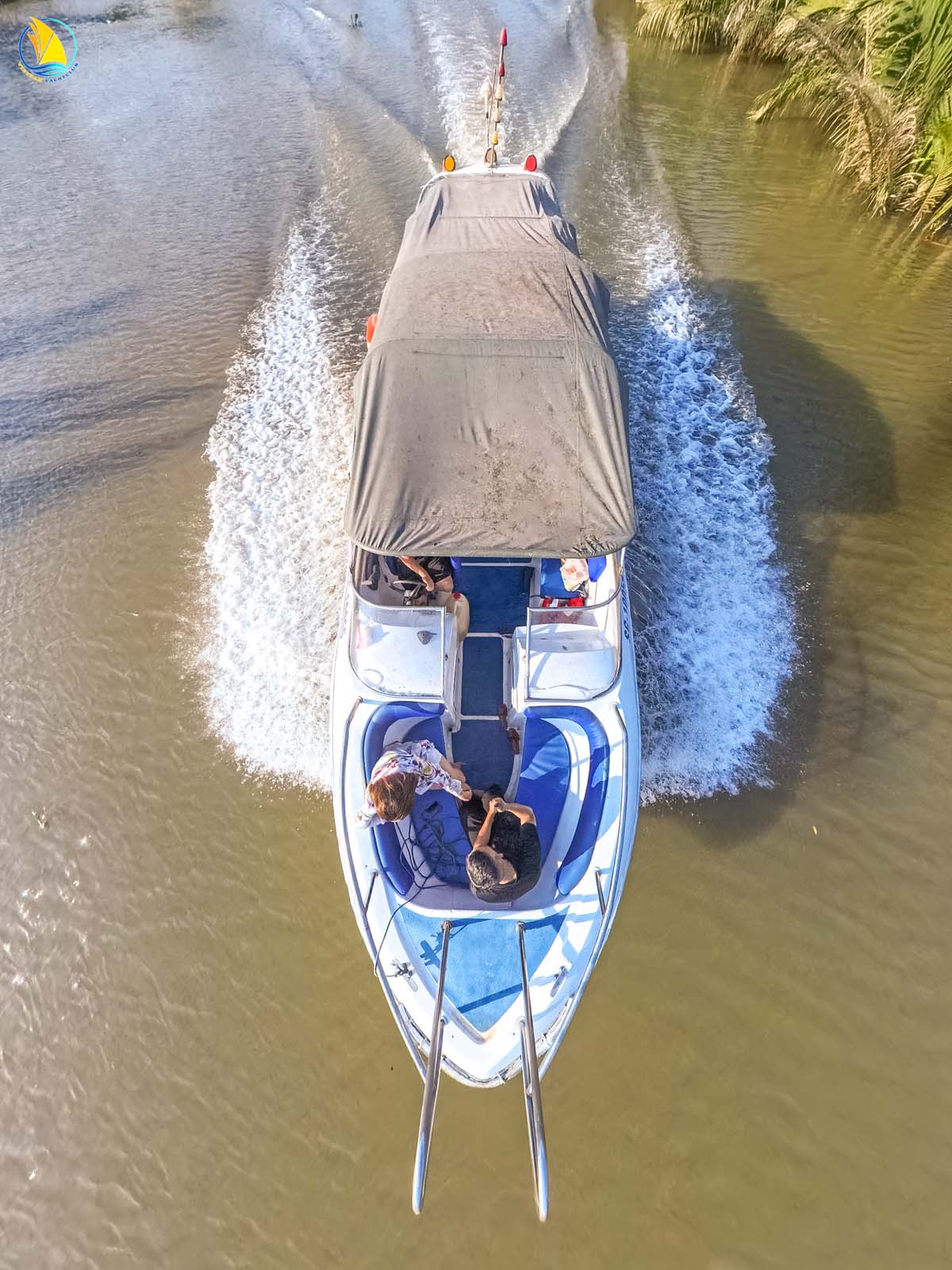 Kham-pha-song-sai-gon-bang-cano-hanh-trinh-ngan-gon-trai-nghiem-chill-dung-dieu-