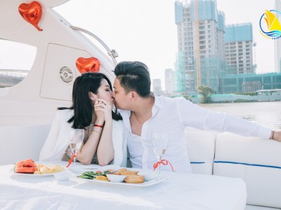 YACHT RENTAL PROPOSE