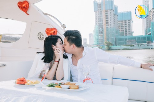 CHO THUÊ DU THUYỀN CẦU HÔN