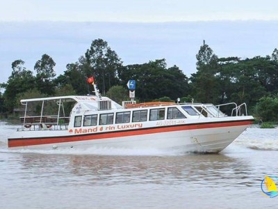 MEKONG TRAFFER FOR RENT 40 PERSONS