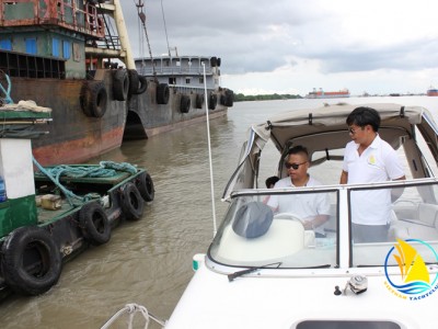 DỊCH VỤ TẬP LÁI DU THUYỀN SEALINE S24