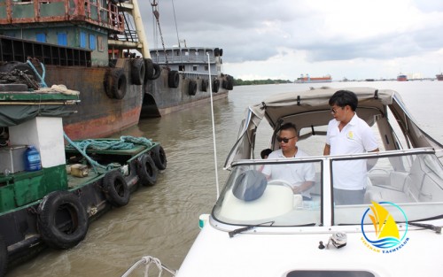 DỊCH VỤ TẬP LÁI DU THUYỀN SEALINE S24