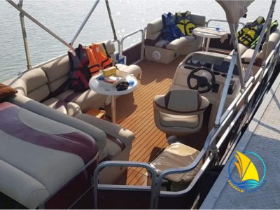 DU NGOẠN TRÊN SÔNG SÀI GÒN PONTOON TRẢI NGHIỆM