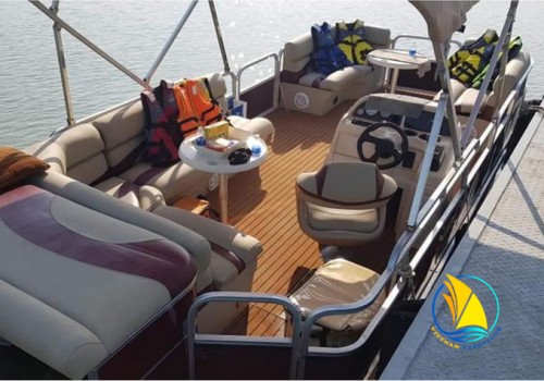 DU NGOẠN TRÊN SÔNG SÀI GÒN PONTOON TRẢI NGHIỆM