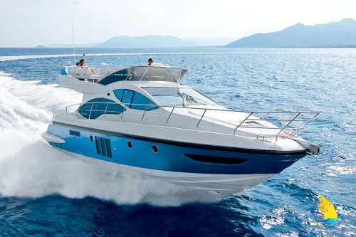YACHT AZIMUT 38