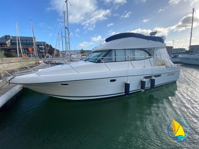 PRESTIGE YACHT 36