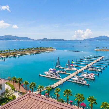 Explore the Ana Marina Nha Trang marina tour