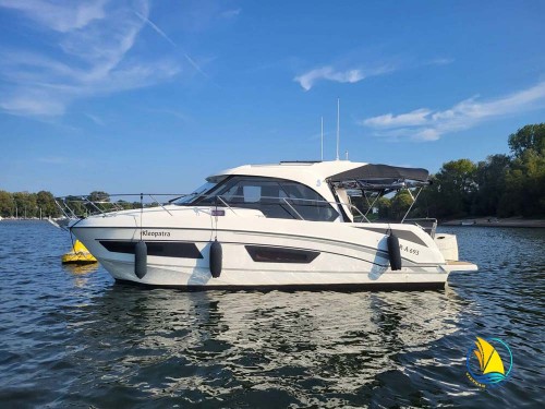 TÀU CÂU BÉNÉTEAU ANTARES 9