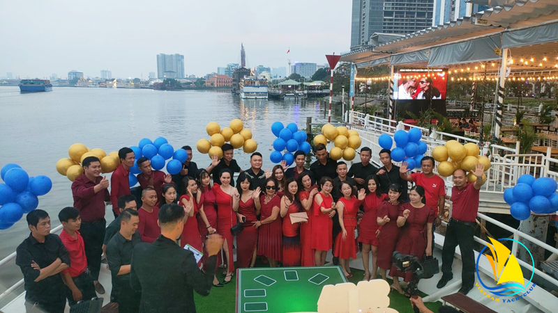 EVENT SERVICES CUSTOMERS - ON YACHT
