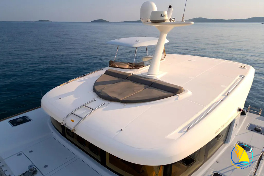 LAGOON 40 YACHT