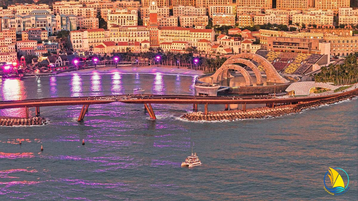 TRẢI NGHIỆM PHÚ QUỐC ĐẲNG CẤP VỚI DU THUYỀN BUỒM 2 THÂN CAO CẤP